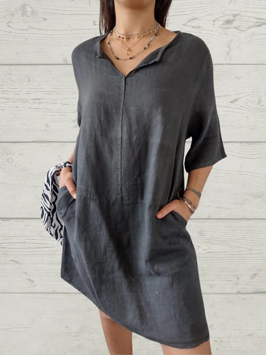 Women's casual V-neck dress with pockets in solid color